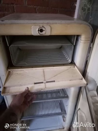 Холодильник бу