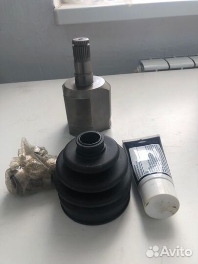 Шрус внутренний передний Skoda Octavia 3