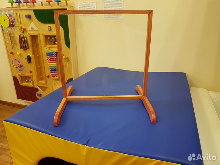 Прозрачный мольберт