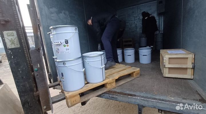 Влагостойкая краска для металла