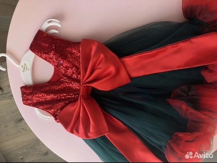 Платье праздничное 1-1,5