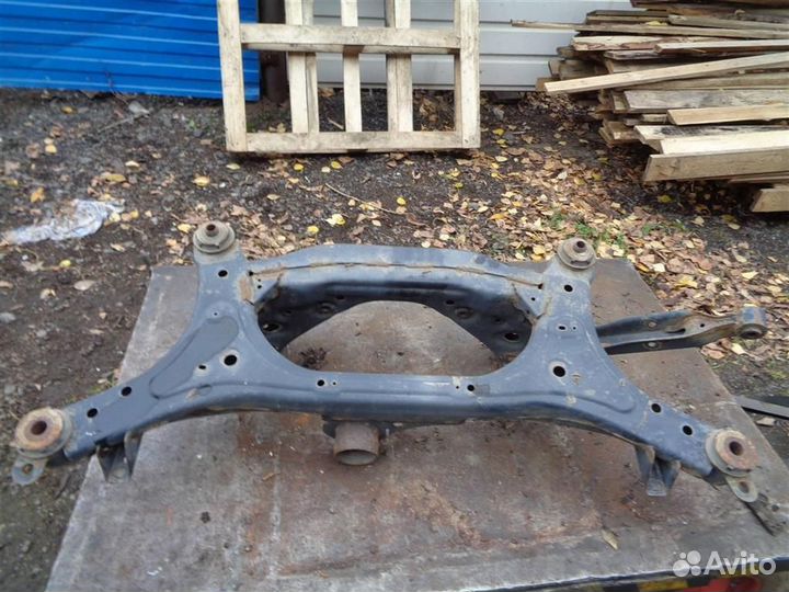 Балка задняя Nissan Juke (F15) 2011