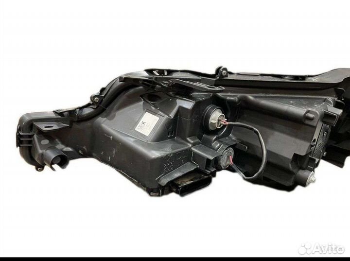 Фара правая toyota camry 70