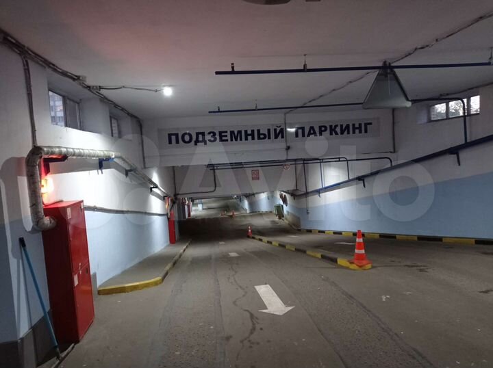 Машиноместо, 13 м²