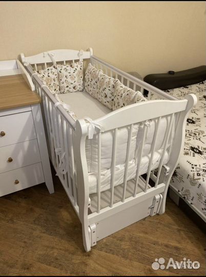 Бортики подушки в детскую кроватку