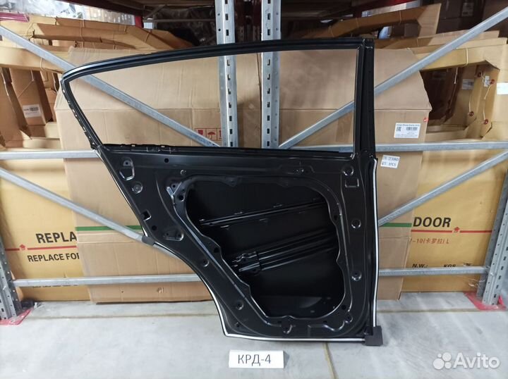 Дверь задняя левая Sportage 2016