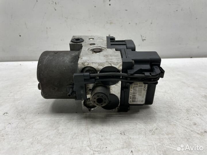 Блок ABS Volkswagen Passat B5 8E0614111AB