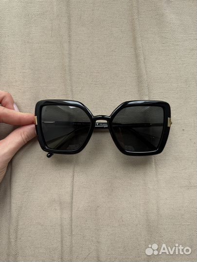 Солнцезащитные очки женские prada