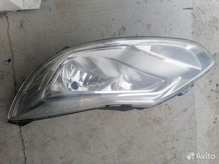 Фары фокус 3