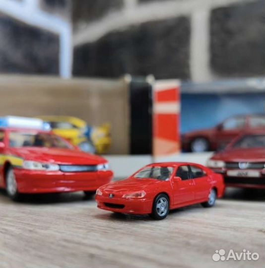 Коллекционные модельки пежо 406