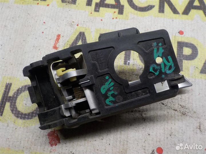 Ручка двери задней внутренняя правая KIA RIO III