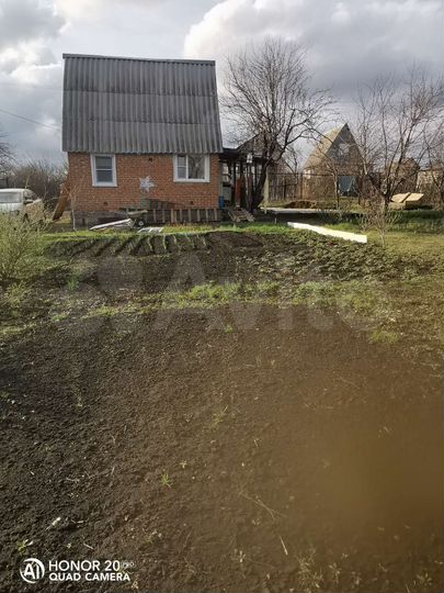 Дача 20 м² на участке 6 сот.