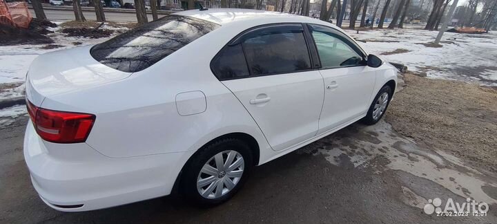 Volkswagen Jetta, 2015