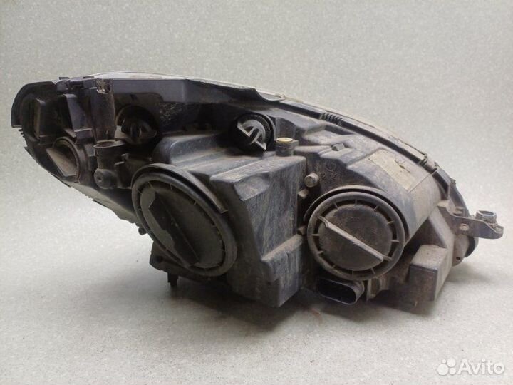 Фара передняя левая Mercedes-Benz C-Class W204 3.0