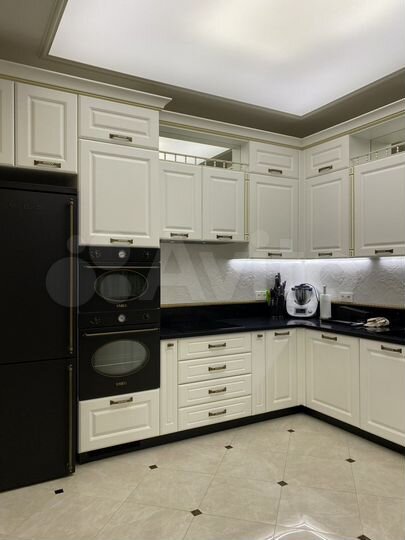 4-к. квартира, 145 м², 4/12 эт.