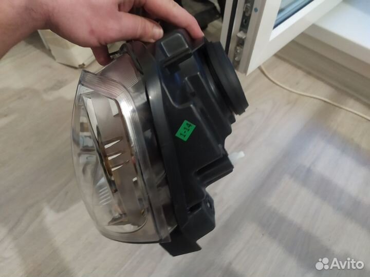 Фара renault logan