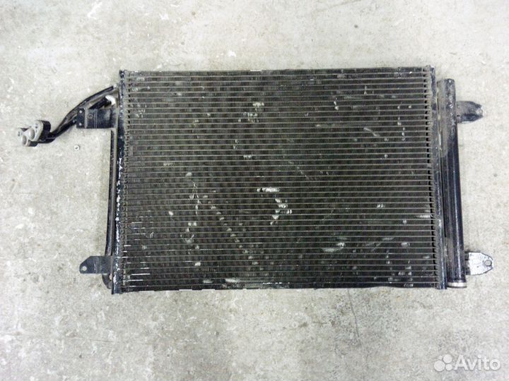 Радиатор кондиционера Шкода Октавия А5
