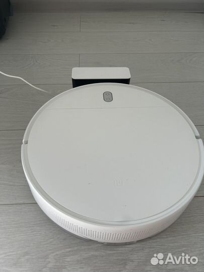 Робот- пылесос Mi Robot Vacuum - Mop Essential