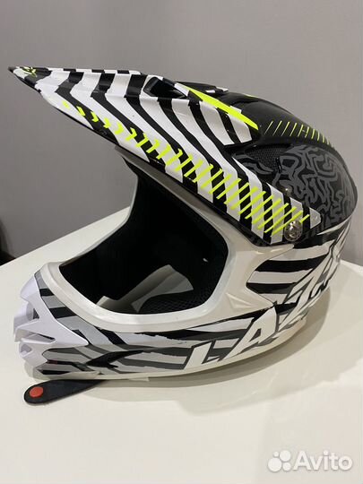 Шлем велосипедный Lazer лазер бело-черно-салатовый