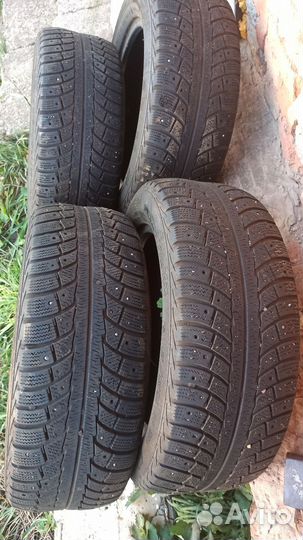 Gislaved Nord Frost 5 215/55 R16