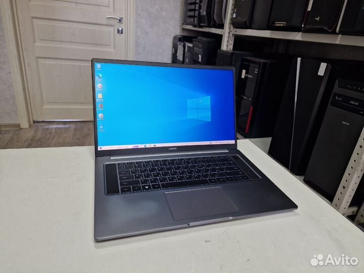 Honor magicbook 16 R5-5600H/16GB/SSD