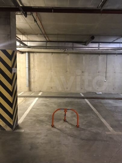 Машиноместо