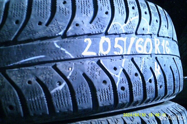 Bridgestone Ice Cruiser 7000S 205/60 R16