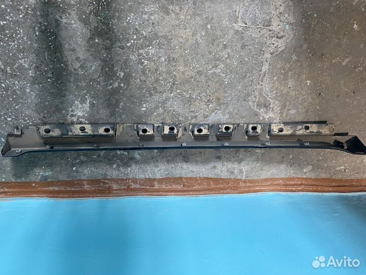 Накладка на порог toyota corolla fielder 2016