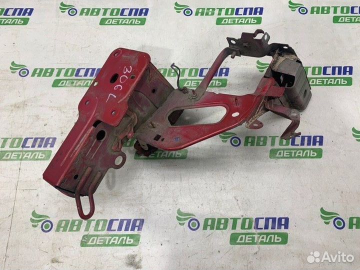 Лонжерон кузова передний левый Renault Megane