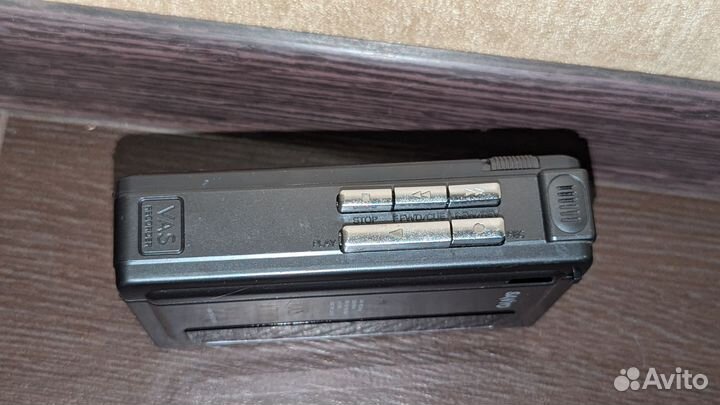 Кассетный плеер Sanyo M1118 не рабочий