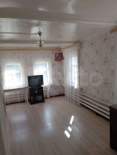 Дом 38 м² на участке 11 сот.