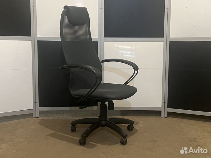 Компьютерное кресло metta