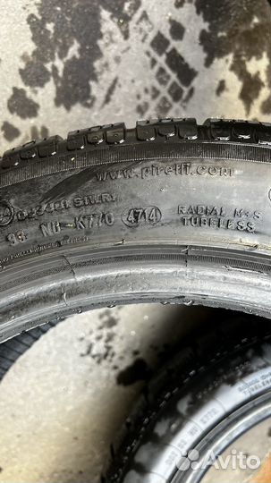 Pirelli Winter Sottozero 210 225/50 R17 94H