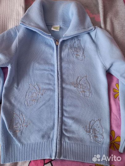 Свитера. Кофточки для девочки 104-116