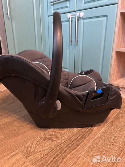 Автокресло люлька с переноской Smart travel