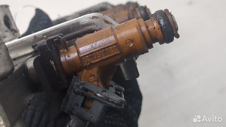 Форсунка топливная Saab 9-3, 2002