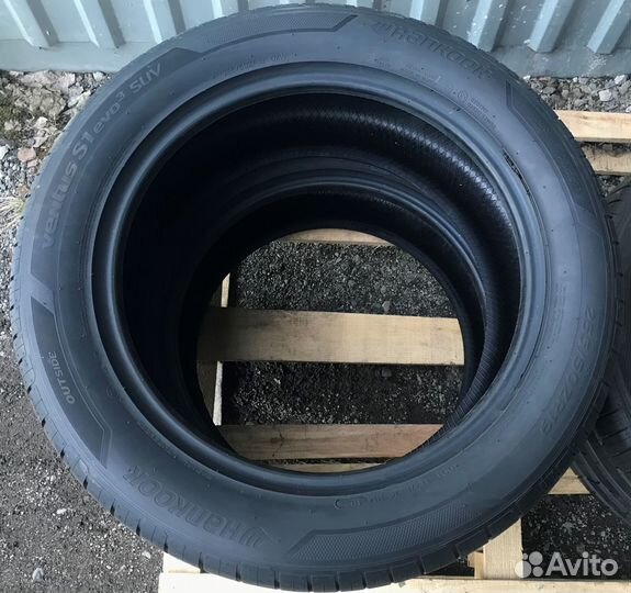 Hankook Ventus S1 Evo3 SUV K127A 255/50 R19 и 285/45 R19