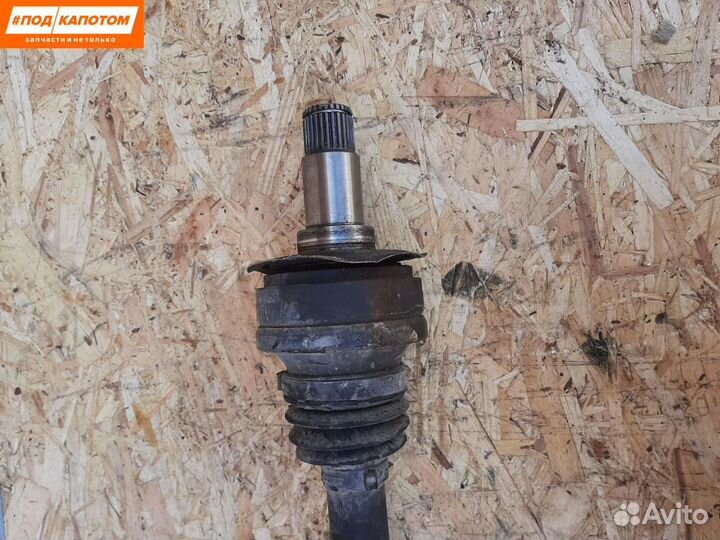 Привод зад. Mercedes-Benz C-Класс W204 2010