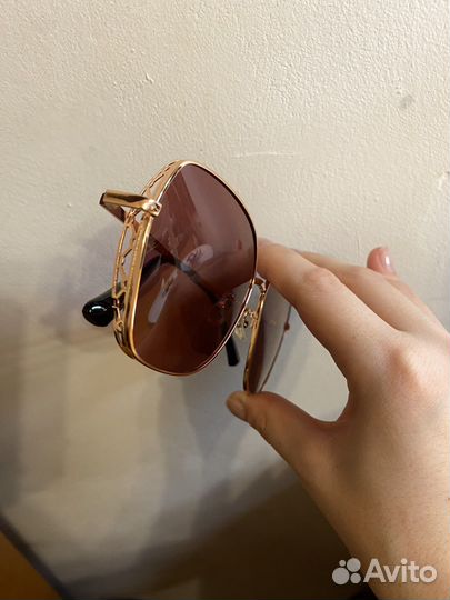 Солнцезащитные очки