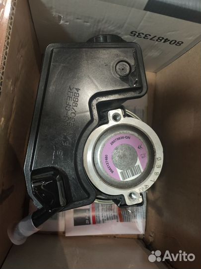 Насос Гура на машину Peugeot 206