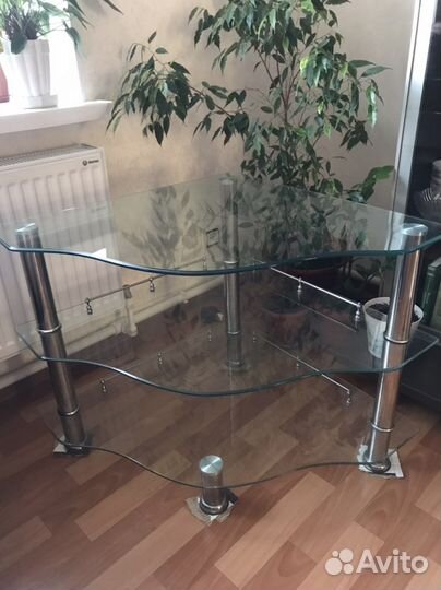 Стеклянная тумба