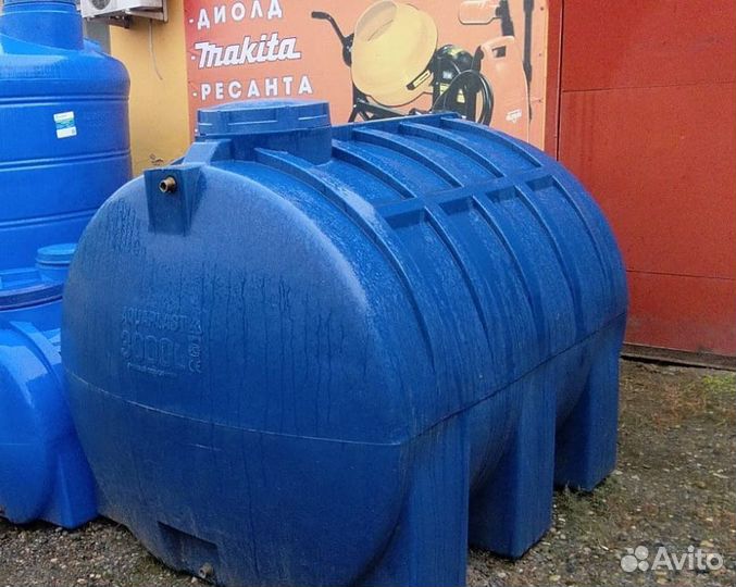 Емкость для воды горизонтальная 3000