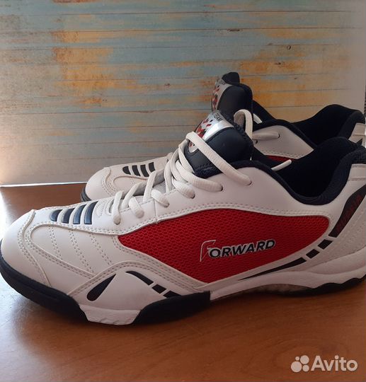 Кроссовки мужские 42 размер новые