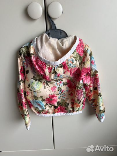 Ветровка для девочки 98