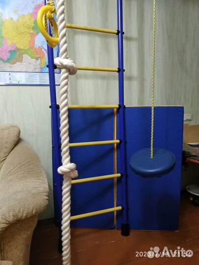 Детская шведская стенка