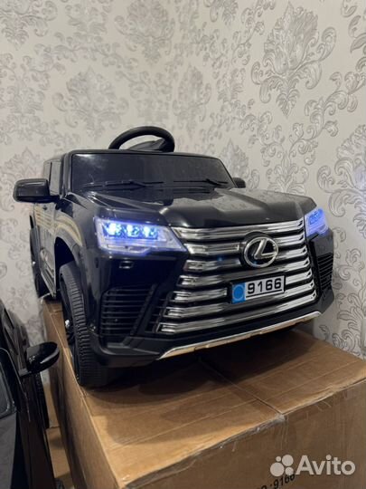 Детский электромобиль