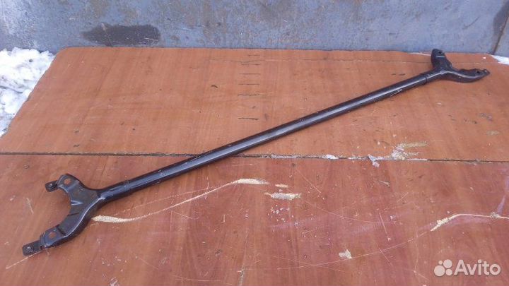 Распорка стоек Opel Astra K 1.6 2016