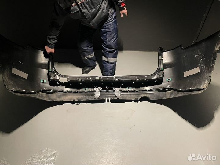 Оригинал. Передний и задний бампер,Toyota L C 300