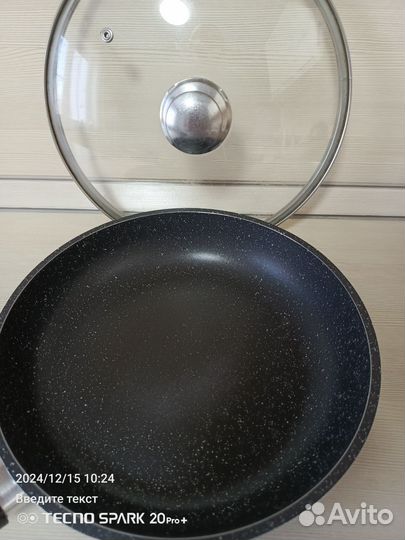 Сковорода с крышкой 26 см
