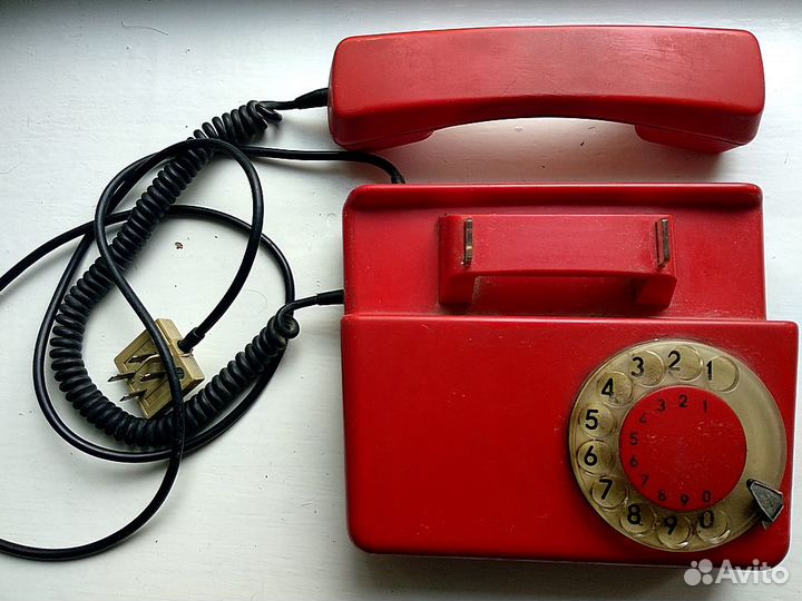 Телефон дисковый времён СССР